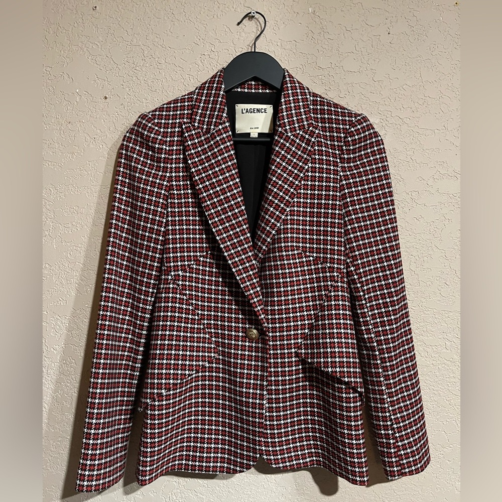 L'AGENCE | Holiday Chamberlain Red Check Peaked Lapel Blazer - Picture 2 of 9